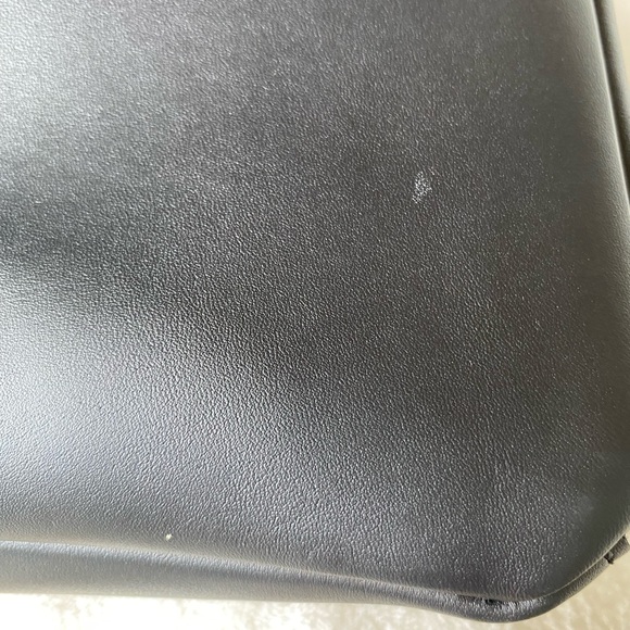 Portland Leather Goods Black Butterfly Bucket Bag - Picture 8 of 9